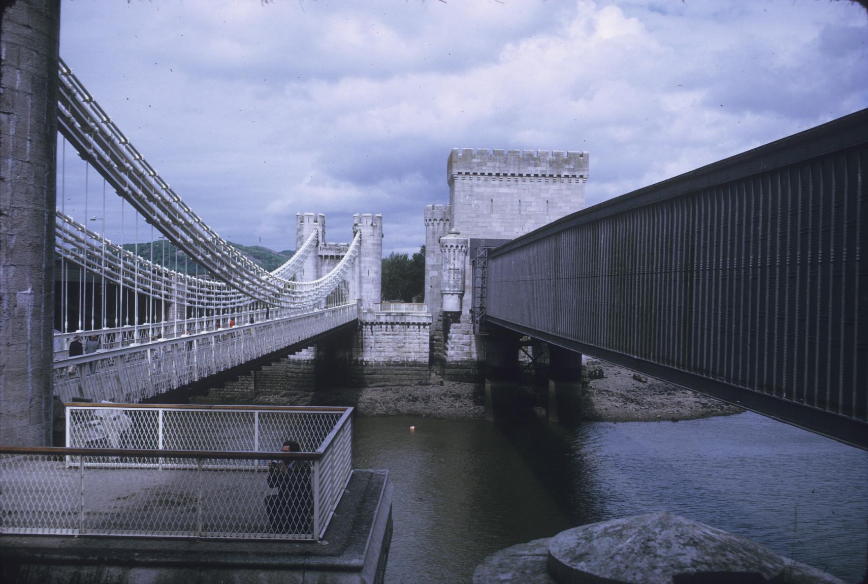 View across waterway between Conway Chain (1826 - left) and Conway Tubular (…