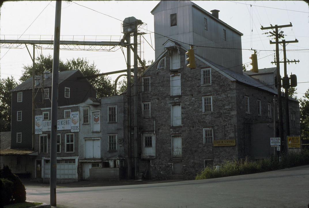 The building was located near Comostoga Creek