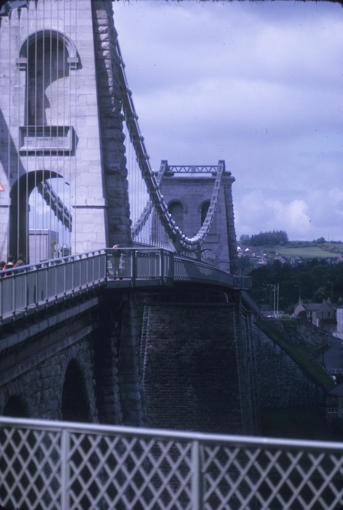 View along exterior of span from approach level.