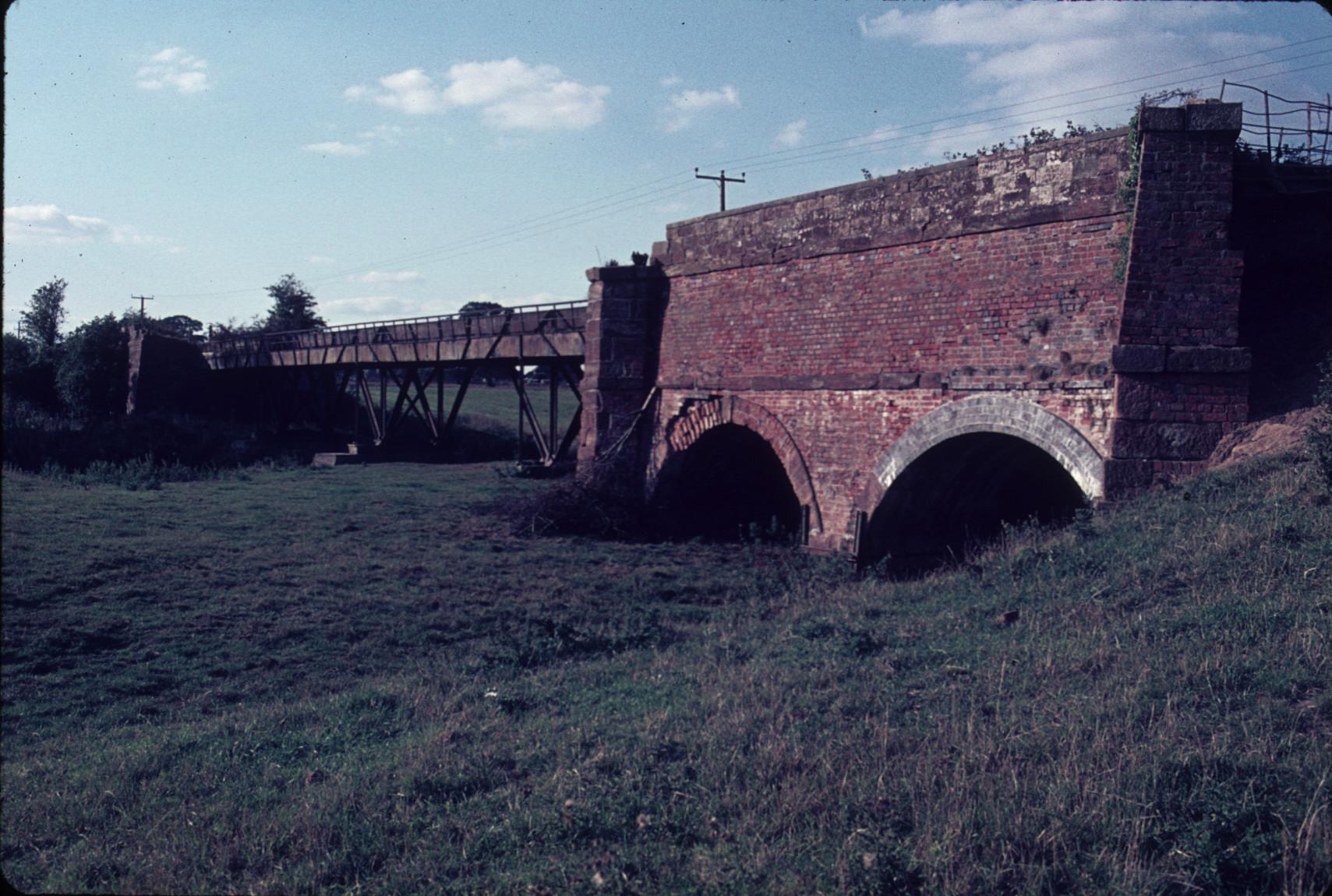 Brick approach and cast iron troughSlide indicates c.1803; other sources…