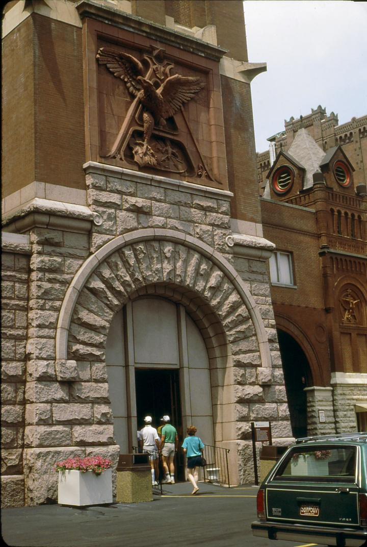 arch and emblem