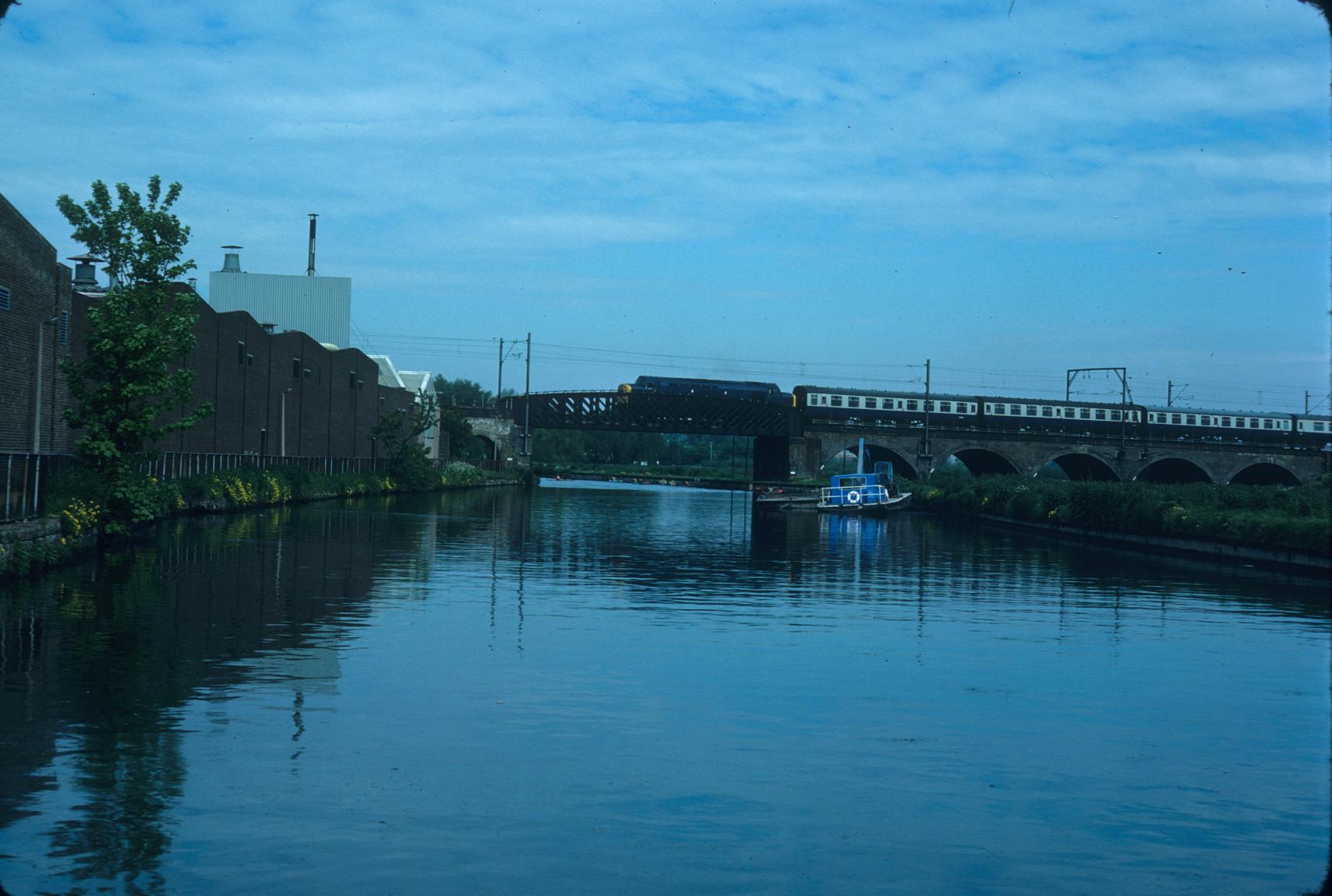 Unknown iron bowstring truss bridge over the Lee Navigation, NE London.