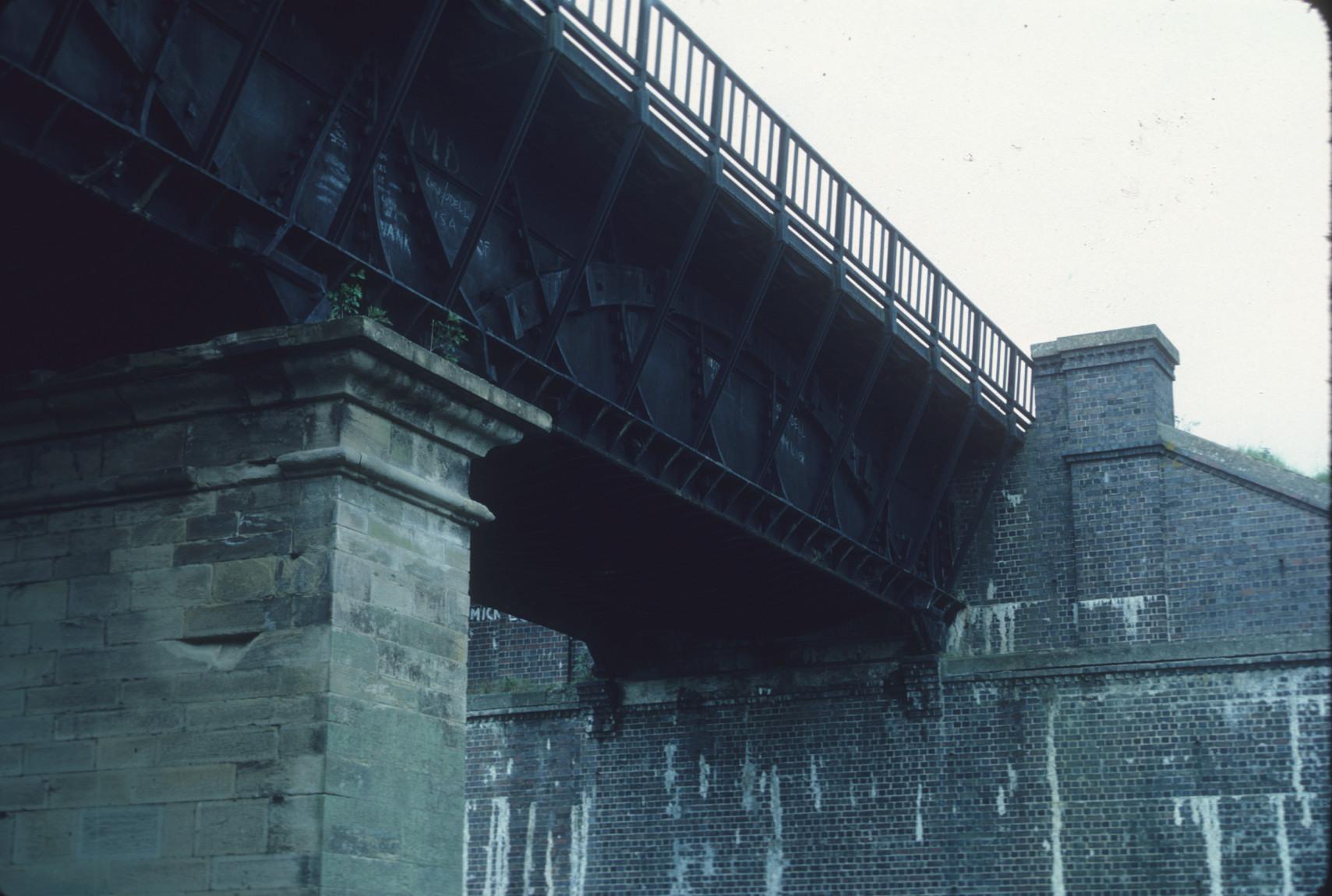 Iron Trunk aqueduct, built in 1811, over the River Ouse in Wolverton,…