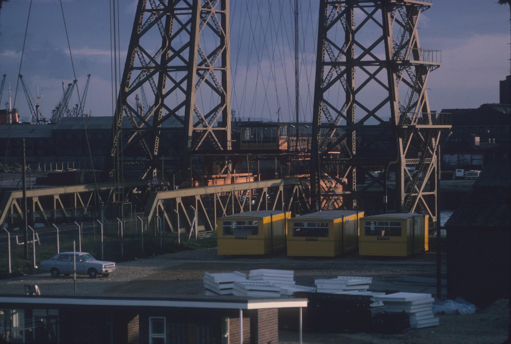 Detail of the gondola at the landing stage.