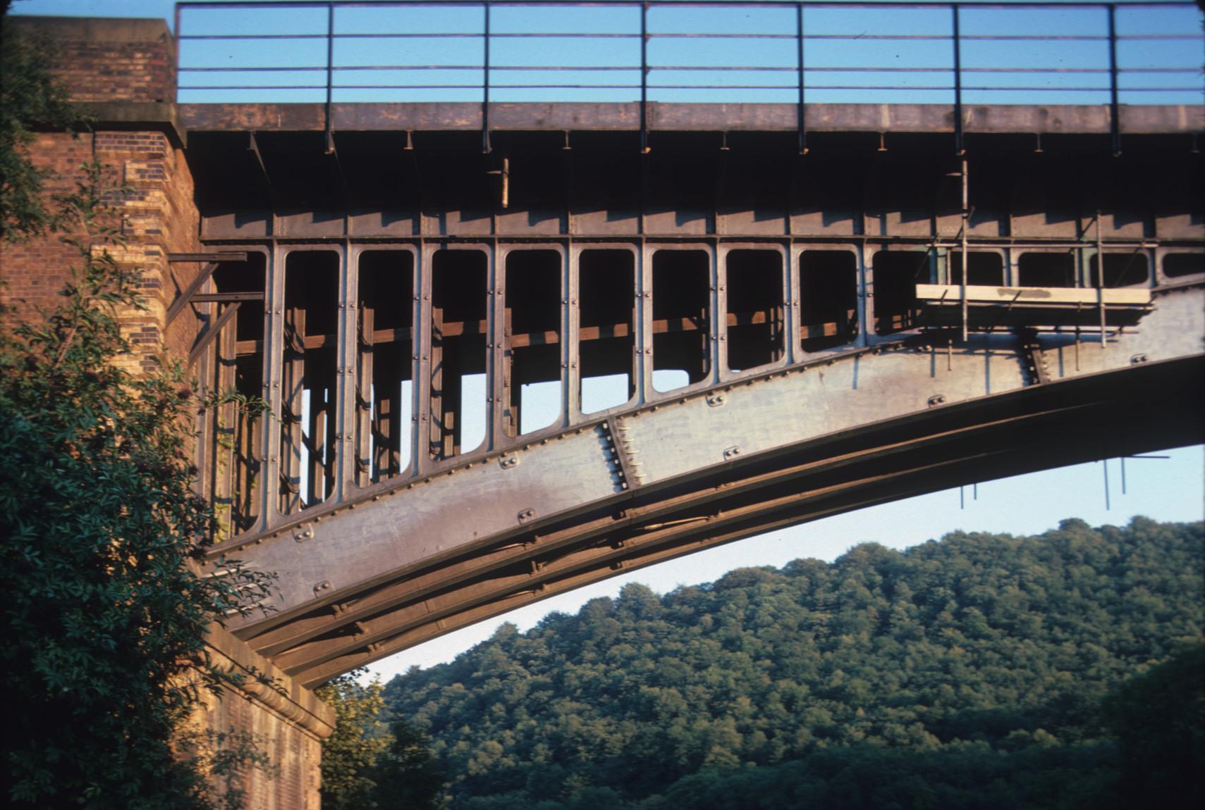 Note the four parallel spans, visible at underside of bridge. 