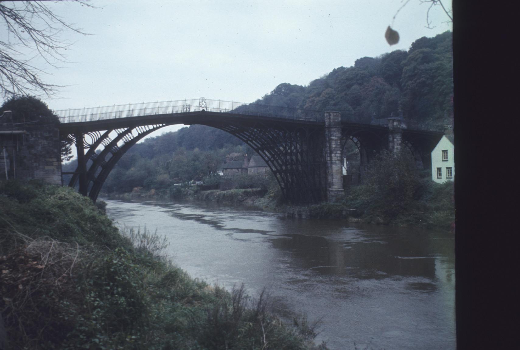 profile of the Ironbridge aka Coalbrookdale Bridge