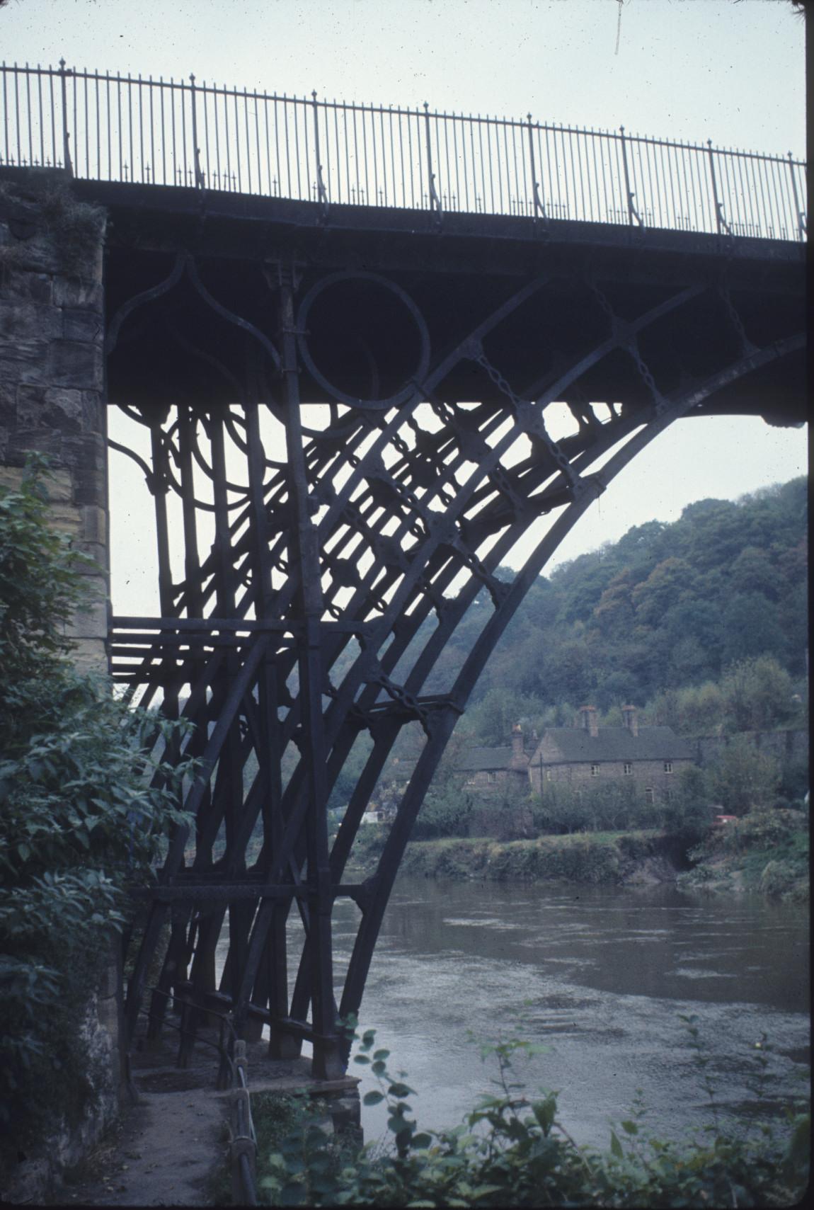 view of parallel cast iron ribs